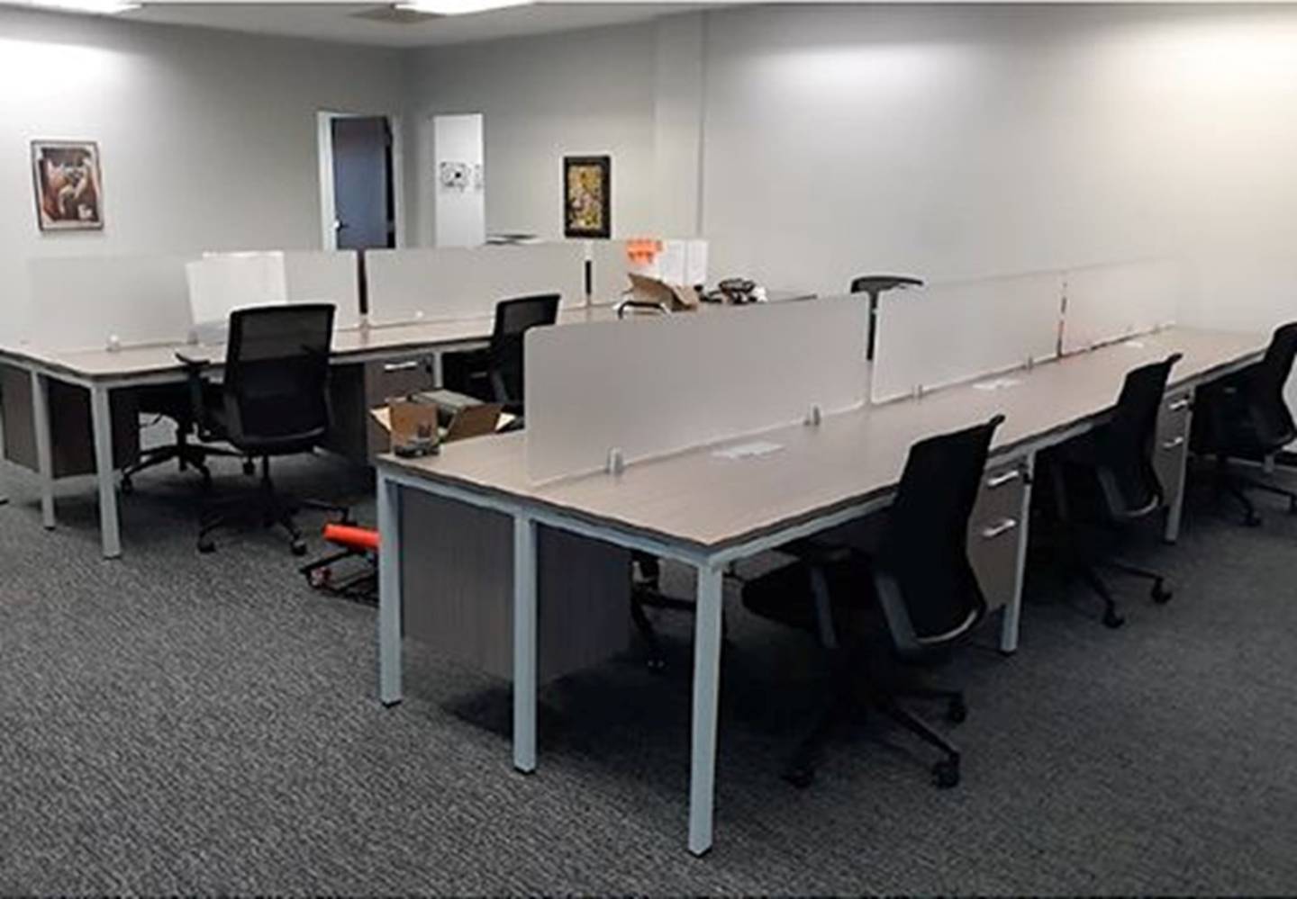 open office workstation desks